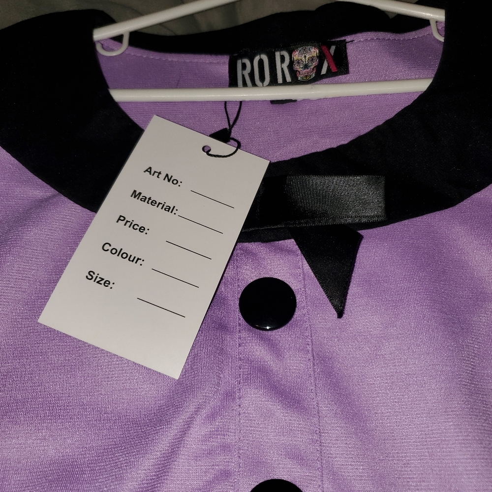 NWT lavender top. Size large. - Picture 2 of 4